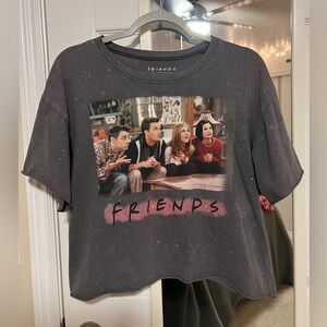 FRIENDS Cropped T-Shirt
